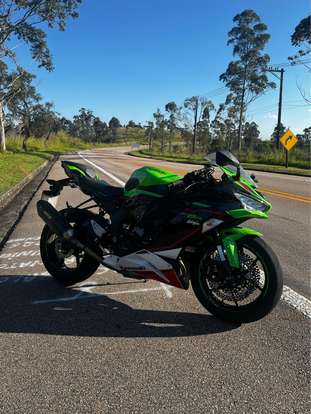 KAWASAKI-NINJA ZX-6R KRT-2022