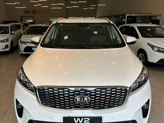 KIA-SORENTO-2.4 16V GASOLINA EX 7L AUTOMÁTICO KIA-SORENTO-2018
