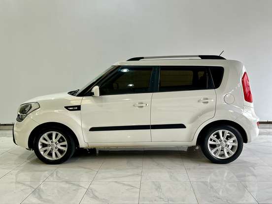 KIA-SOUL-1.6 EX 16V FLEX 4P AUTOMÁTICO KIA-SOUL-2013