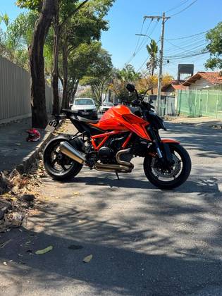KTM 1390 SUPER DUKE R EVO 
