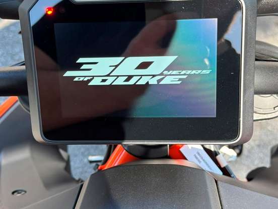 KTM-1390 SUPER DUKE R EVO KTM-1390 SUPER DUKE R EVO-2024