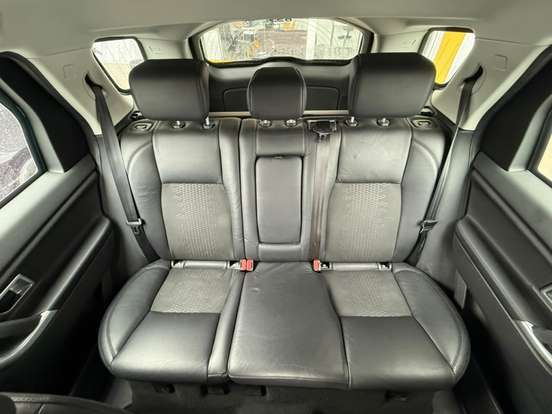 LAND ROVER-DISCOVERY SPORT-2016