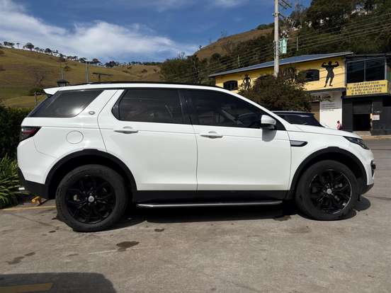 LAND ROVER-DISCOVERY SPORT-2018