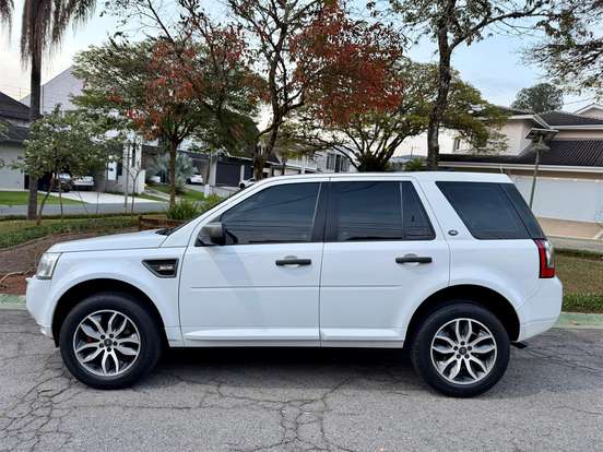 LAND ROVER-FREELANDER 2-2012
