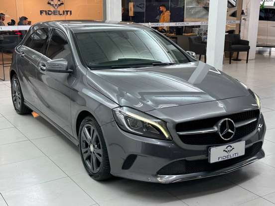 MERCEDES-BENZ-A 200-2016