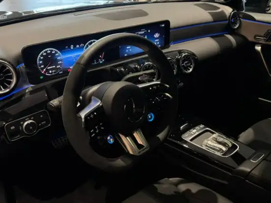 MERCEDES-BENZ-A 45 AMG-2.0 CGI GASOLINA S 4MATIC SPEEDSHIFT MERCEDES-BENZ-A 45 AMG-2025