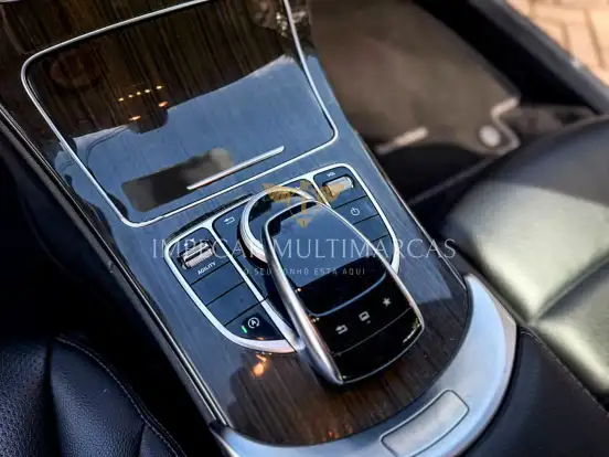 MERCEDES-BENZ-C 180-1.6 CGI EXCLUSIVE 16V TURBO GASOLINA 4P AUTOMÁTICO MERCEDES-BENZ-C 180-2015