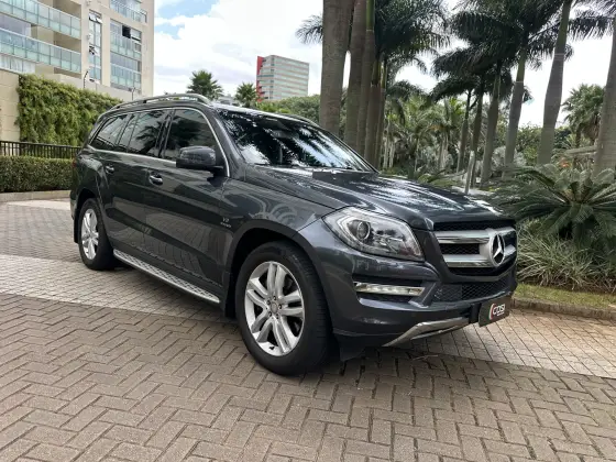 MERCEDES-BENZ GL 500 5.5 V8 GASOLINA 4P AUTOMÁTICO MERCEDES-BENZ GL 500 5.5 V8 GASOLINA 4P AUTOMÁTICO