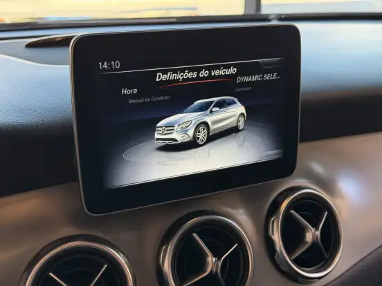 MERCEDES-BENZ-GLA 200-1.6 CGI FLEX ADVANCE 7G-DCT MERCEDES-BENZ-GLA 200-2020