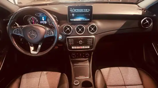 MERCEDES-BENZ-GLA 200-1.6 CGI FLEX STYLE 7G-DCT MERCEDES-BENZ-GLA 200-2019