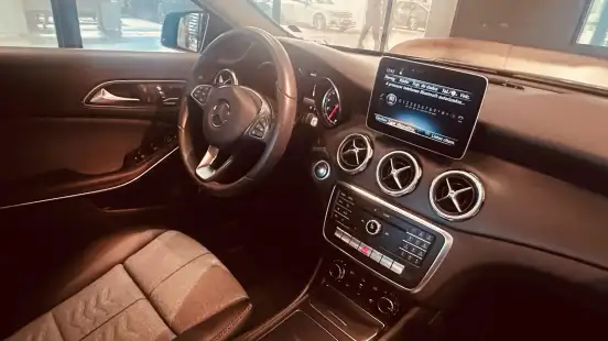 MERCEDES-BENZ-GLA 200-1.6 CGI FLEX STYLE 7G-DCT MERCEDES-BENZ-GLA 200-2019