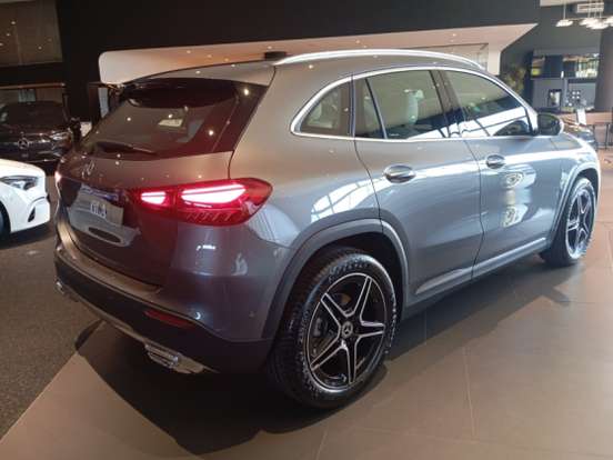 MERCEDES-BENZ-GLA 200-1.3 MHEV PROGRESSIVE 7G-DCT MERCEDES-BENZ-GLA 200-2026