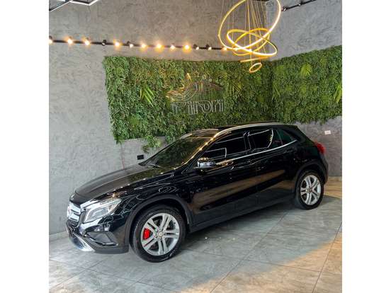 MERCEDES-BENZ-GLA 250-2.0 16V TURBO GASOLINA SPORT 4P AUTOMÁTICO MERCEDES-BENZ-GLA 250-2016