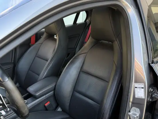 MERCEDES-BENZ-GLA 45 AMG-2016