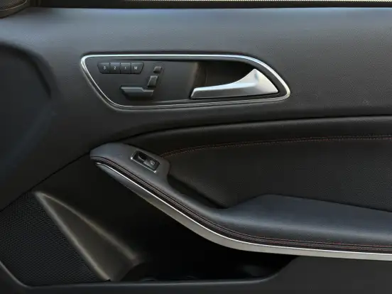 MERCEDES-BENZ-GLA 45 AMG-2.0 16V TURBO GASOLINA 4P AUTOMÁTICO MERCEDES-BENZ-GLA 45 AMG-2016