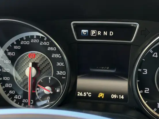 MERCEDES-BENZ-GLA 45 AMG-2016