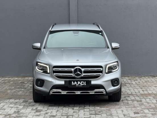MERCEDES-BENZ-GLB 200-2021