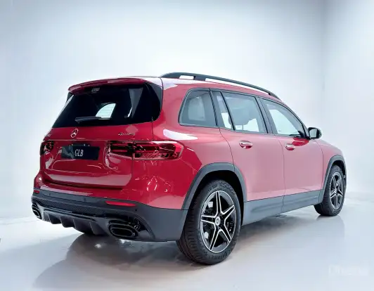 MERCEDES-BENZ-GLB 220-2026