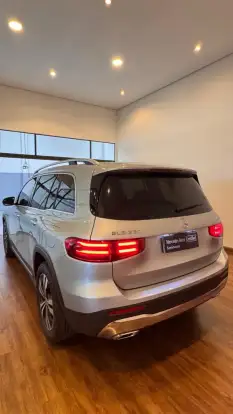 MERCEDES-BENZ-GLB 220-2024