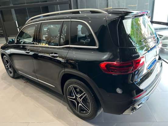 MERCEDES-BENZ-GLB 220-2.0 MHEV AMG LINE 4MATIC 8G-DCT MERCEDES-BENZ-GLB 220-2026
