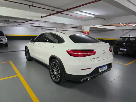 MERCEDES-BENZ-GLC 250-2.0 CGI GASOLINA COUPÉ 4MATIC 9G-TRONIC MERCEDES-BENZ-GLC 250-2018
