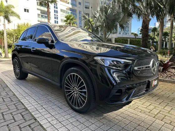 MERCEDES-BENZ GLC 300 2.0 MHEV AMG LINE 4MATIC 9G-TRONIC