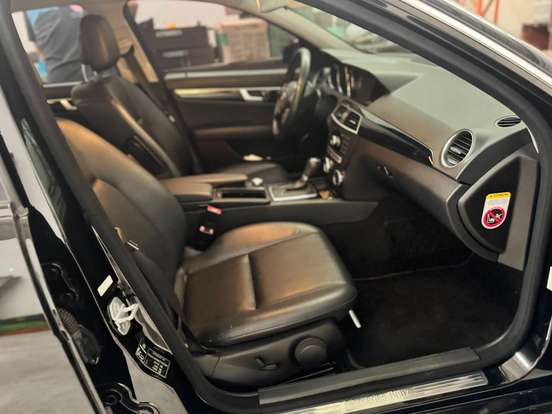 MERCEDES-BENZ-C 180-1.6 CGI CLASSIC 16V TURBO GASOLINA 4P AUTOMÁTICO MERCEDES-BENZ-C 180-2012