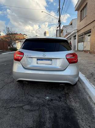 MERCEDES-BENZ-CLASSE A-1.6 200 TURBO STYLE GASOLINA 4P AUTOMATIZADO MERCEDES-BENZ-CLASSE A-2014