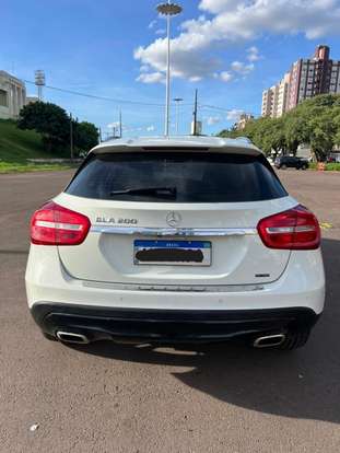 MERCEDES-BENZ-GLA 200-2014