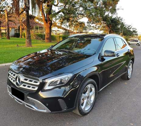 MERCEDES-BENZ-GLA 200-2018