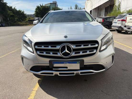 MERCEDES-BENZ-GLA 200-1.6 CGI FLEX ADVANCE 7G-DCT MERCEDES-BENZ-GLA 200-2019