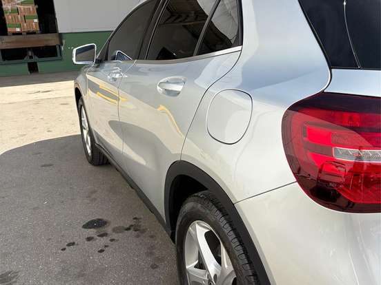 MERCEDES-BENZ-GLA 200-1.6 CGI FLEX ADVANCE 7G-DCT MERCEDES-BENZ-GLA 200-2019