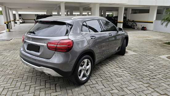 MERCEDES-BENZ-GLA 200-2018