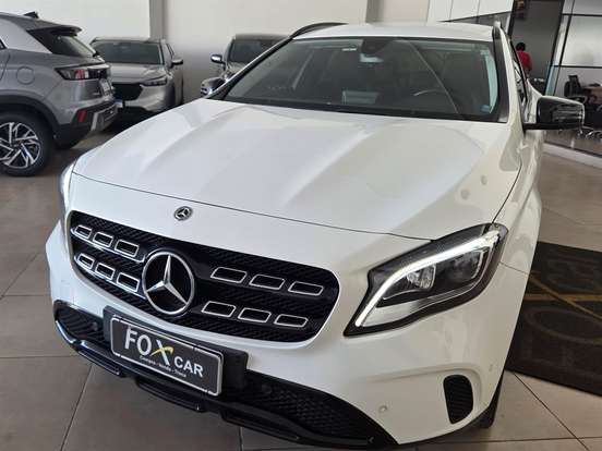 MERCEDES-BENZ-GLA 200-1.6 CGI FLEX NIGHT 7G-DCT MERCEDES-BENZ-GLA 200-2019