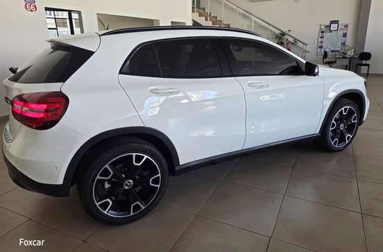 MERCEDES-BENZ-GLA 200-1.6 CGI FLEX NIGHT 7G-DCT MERCEDES-BENZ-GLA 200-2019