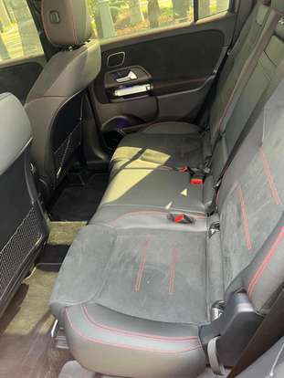 MERCEDES-BENZ-GLB 220-2024