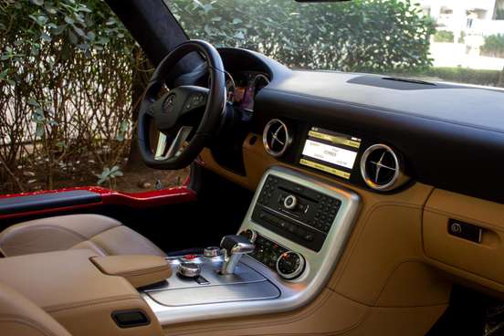 MERCEDES-BENZ-SLS AMG-2010