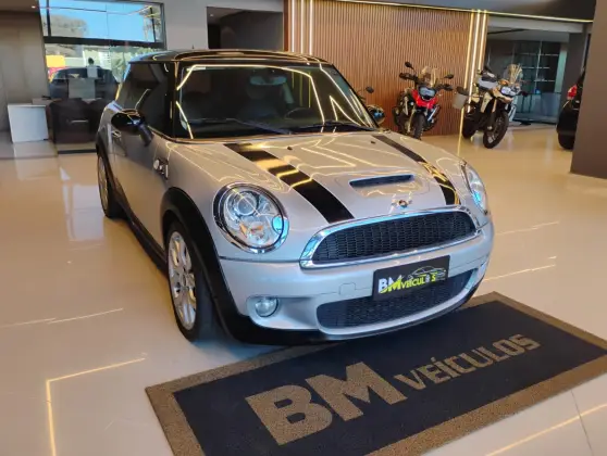 MINI COOPER 1.6 16V GASOLINA 2P AUTOMÁTICO
