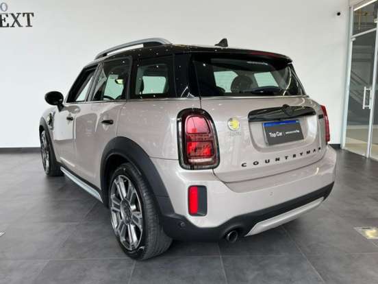 MINI-COUNTRYMAN-2021
