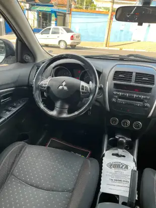 MITSUBISHI-ASX-2011