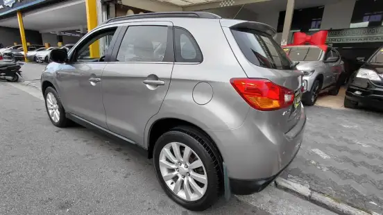 MITSUBISHI-ASX-2014