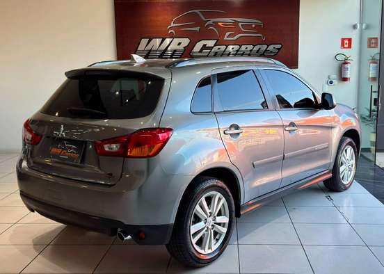 MITSUBISHI-ASX-2013