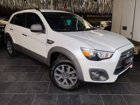 MITSUBISHI-ASX-2016