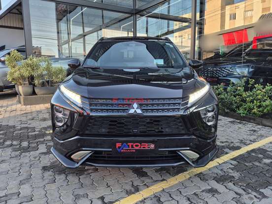 MITSUBISHI-ECLIPSE CROSS-1.5 MIVEC TURBO GASOLINA HPE-S BLACK S-AWC CVT MITSUBISHI-ECLIPSE CROSS-2025
