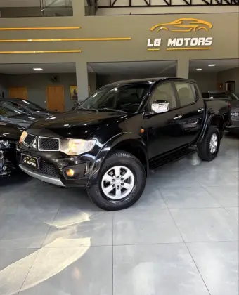 MITSUBISHI L200 2.5 GL 4X4 CD 8V TURBO DIESEL 4P MANUAL MITSUBISHI L200 2.5 GL 4X4 CD 8V TURBO DIESEL 4P MANUAL