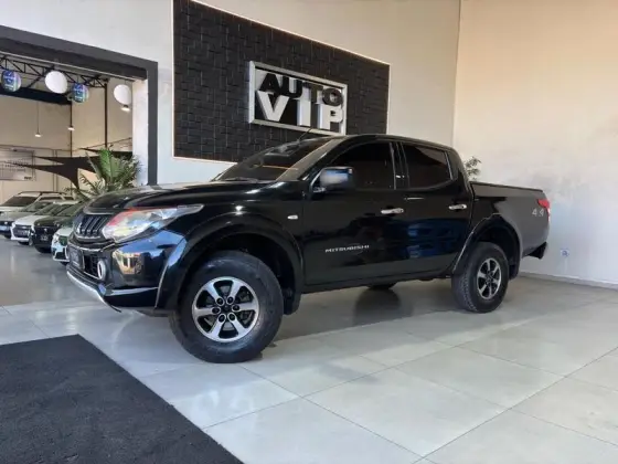 MITSUBISHI L200 TRITON 2.4 16V TURBO DIESEL GL CD 4X4 MANUAL