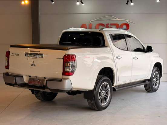 MITSUBISHI-L200 TRITON-2021