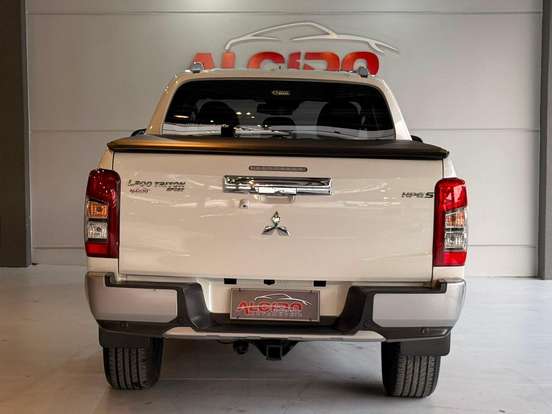 MITSUBISHI-L200 TRITON-2.4 16V TURBO DIESEL SPORT HPE-S CD 4P 4X4 AUTOMÁTICO MITSUBISHI-L200 TRITON-2021