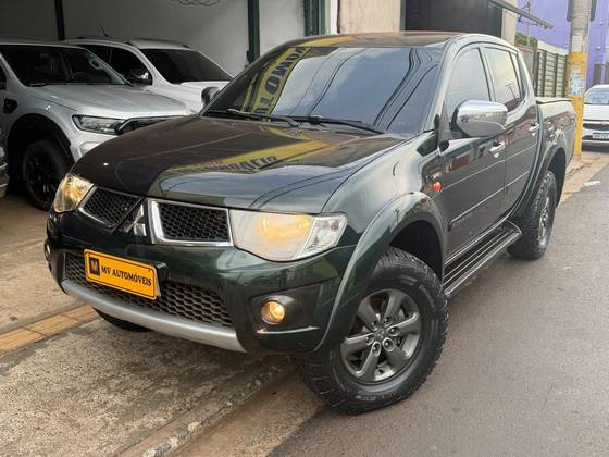 MITSUBISHI L200 TRITON 3.2 HPE 4X4 CD 16V TURBO INTERCOOLER DIESEL 4P AUTOMÁTICO