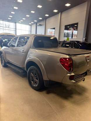 MITSUBISHI-L200 TRITON-2015